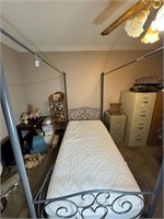 Twin size bed w/ metal frame & mattress