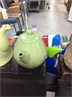 Small green tea pot