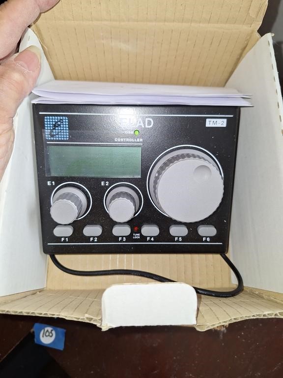 CONTROLLER, DUAL BAND & DDS SIGNAL GENERATOR