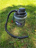 Lowes Bucket Vaccum Bucket Max 6.5 A