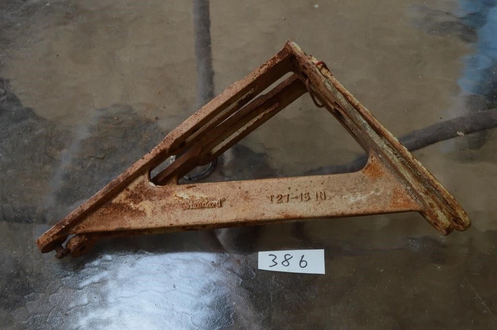 (2) Heavy Shelf Brackets