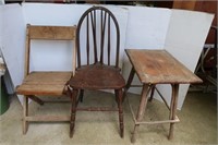 Vintage Side Table(22x15x23) & 2 Chairs