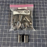 S1 40Pcs Metro Shelving lock clips Plastic
