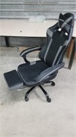Reclining Gaming Chair -repairs Reqd Sold As Is