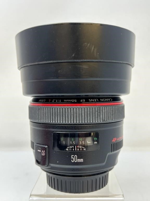 Canon Lense EF 50mm 1:1.2 L USM with ES-78 Hood