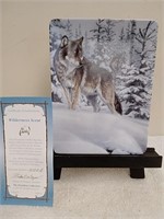 2 Hamilton Collection wolf decorative plates