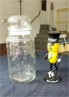 1981 Planters jar and bobble head hat has a chip