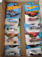 Hot wheels Matchbox Diecast Cars Lot ALL TO GO!