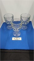 1970s vintage 12 oz glass stemmed goblet