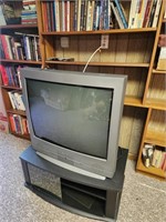 Sanyo TV-Stand not included