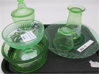 TRAY LOT OF 6 URANIUM GLASS PIECES