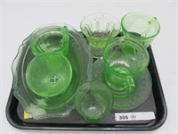 TRAY LOT OF 8 URANIUM GLASS PIECES