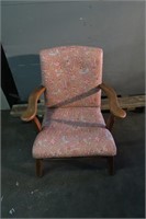 Vintage Button-Tufted Pink Floral Accent Chair