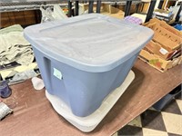 18 Gallon Storage Tote with Lid