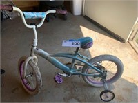 Kids Bike w/ Training Wheels