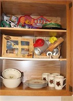 CONTENTS OF CABINET  , COOKIE CUTTERS ETC