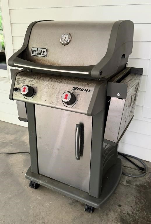 Weber Spirit grill, wCover