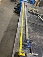 5 1/2 foot adjustable pole clamp