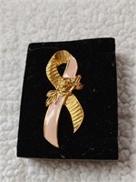 Avon Breast cancer Pin