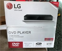 LG DVD/CD Player w/ remote