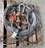 Pallet of 3 rolls cable & 3 shackles