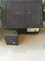 Zareba Blitzer 8000 Solar Fencer & Battery