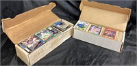 SPORTS TRADING CARDS LOT / 2 BOXES