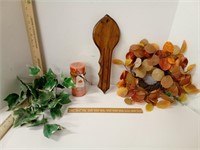 Harvest Candlr, Key Shaped Key Wall Hanger & Faux