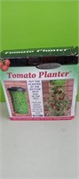 New Upside-down tomato planter