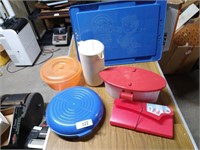 Microwave Steamer & Other Plastic Containers