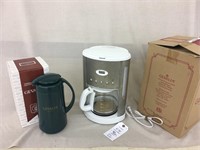 Coffee maker and thermal coffee server