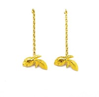 Yellow gold hanging chain and fish earrings