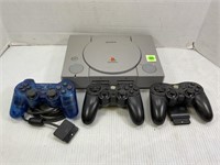 ORIGINAL PLAYSTATION WITH 3 CONTROLLERS - NO