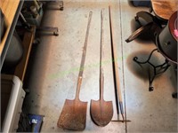 (2) Wood Handle Shovels & Wood Handle Garden Hoe