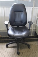 Adjustable office chair