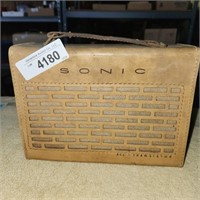 Vintage Capri Sonic Transistor Portable Radio