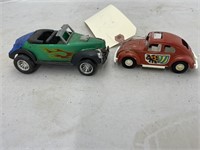 2 Tootsie Toy Cars