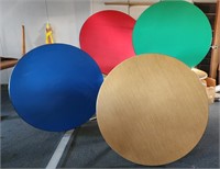 6 Colorful Round Tables in Modular