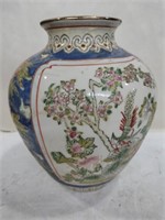 Oriental vase 9 in hand painted