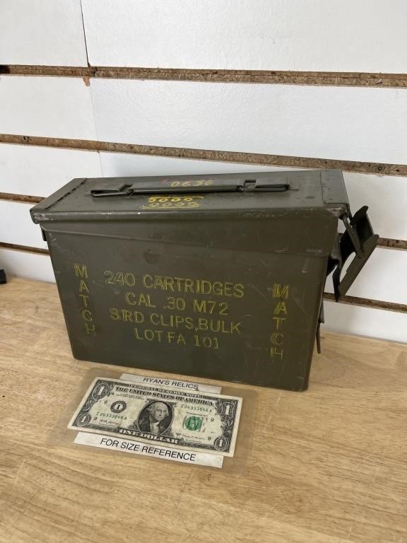 Metal ammo can