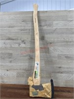 Pittsburgh 4.5 lb axe w/ hickory handle
