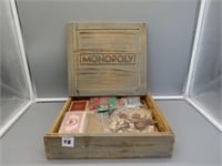 Monopoly in very nice wooden box, apps complete