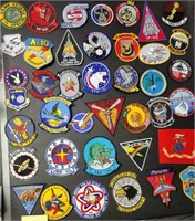 W - LOT OF COLLECTIBLE PATCHES (B65)