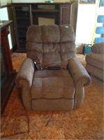 like new brown lift chair