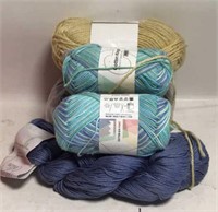 New Lot of 5 Yarn