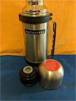 Stainless thermos  with dispenser and handle