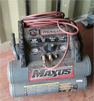 Maxus 5 gallon air compresser