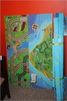 Thomas & Friends Wooden Board with Tracks design