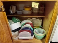 Hot Mess of Plastic Food Storage Container & Lids