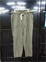 Social Standard high waist pants green size L